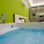 Ortac 1 Doga Icerisinde, Korunakli Villa