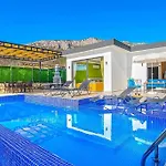 Ortac 1 Doga Icerisinde, Korunakli Villa *