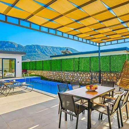 Ortac 1 Doga Icerisinde, Korunakli Villa