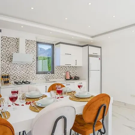 Villa Ortac 1 Doga Icerisinde, Korunakli