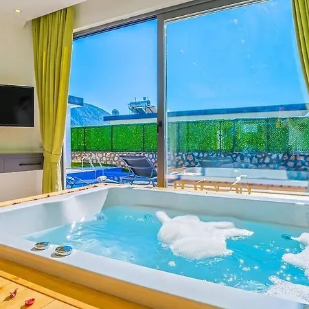 Ortac 1 Doga Icerisinde, Korunakli * Kaş