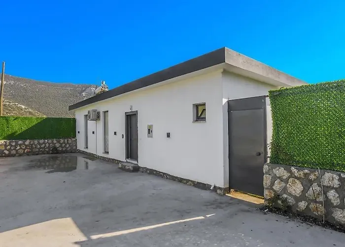 Βίλα Ortac 1 Doga Icerisinde, Korunakli Κας