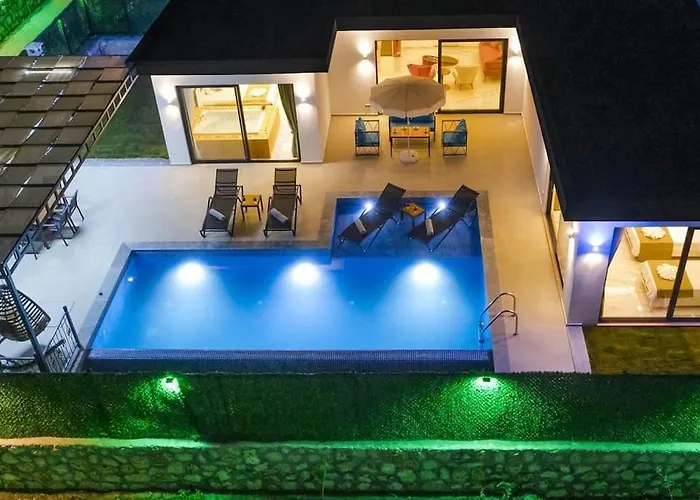 Ortac 1 Doga Icerisinde, Korunakli Βίλα *