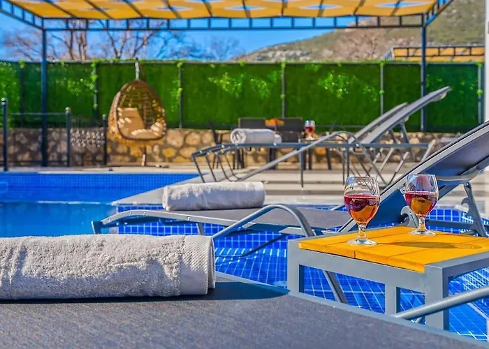 Βίλα Ortac 1 Doga Icerisinde, Korunakli Κας